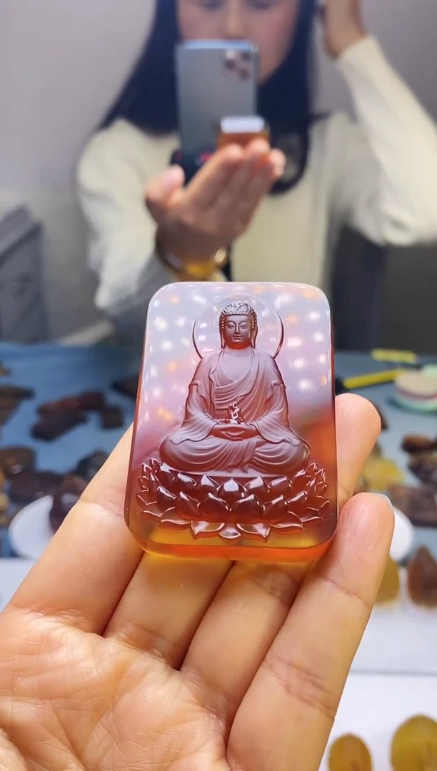 【闪购商品】琥珀吊坠(赠链)未镶嵌HP95-57（阿弥托佛）