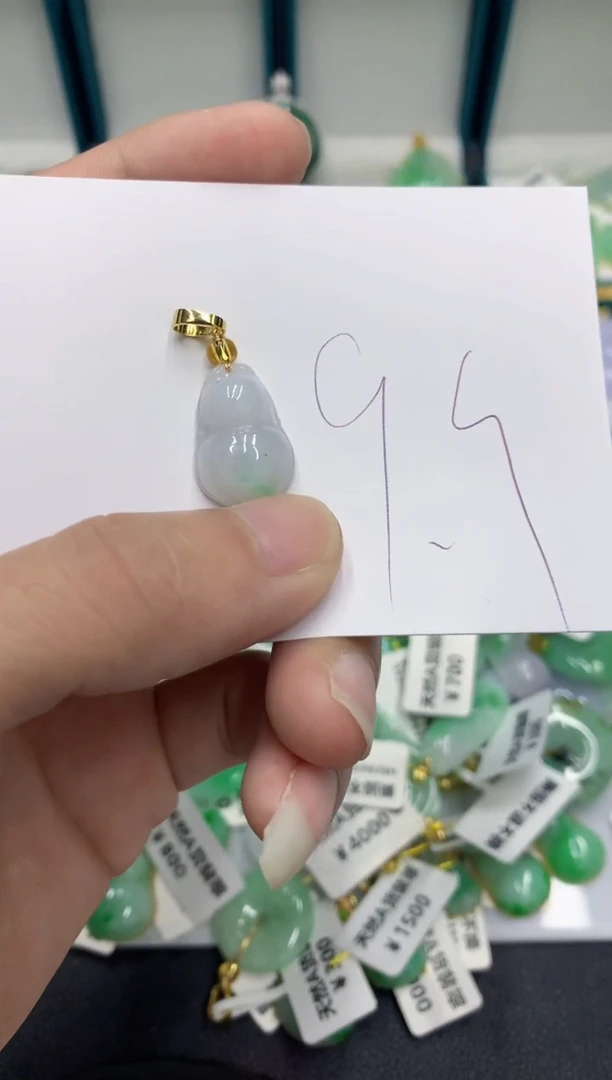 【闪购商品】翡翠颈饰未镶嵌翡翠