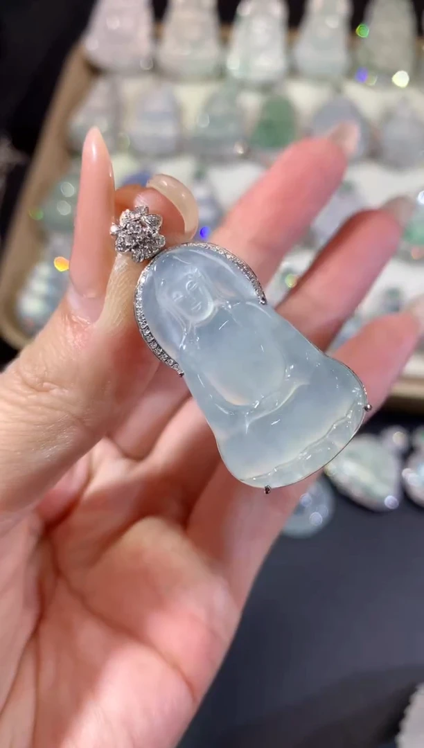 吊坠(不含链)18K金镶嵌翡翠48-观音