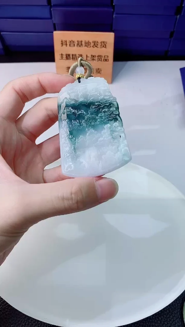翡翠未镶嵌颈饰1111111
