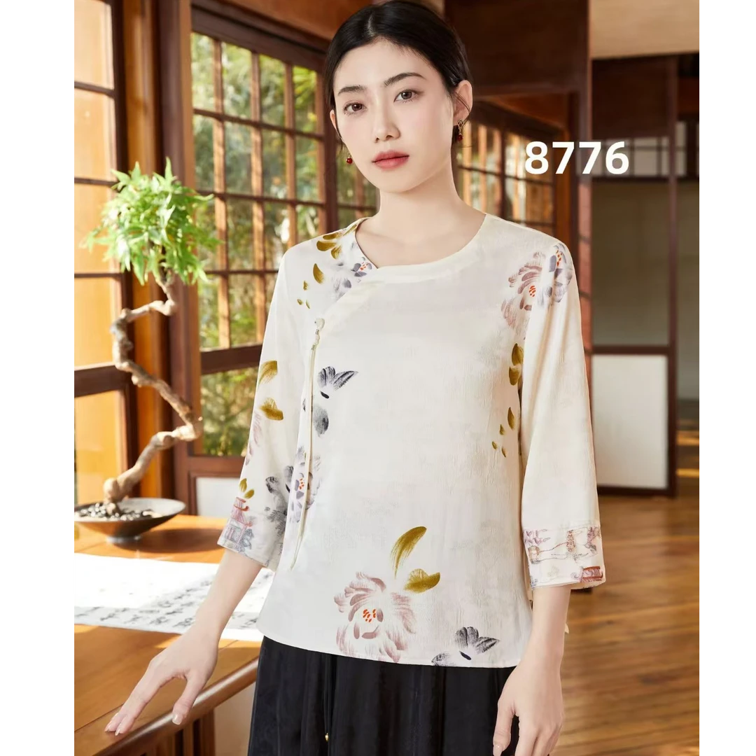 YX8776（聚水潭）刺绣长袖圆领花卉斜襟常规款上衣女士丝丝衣