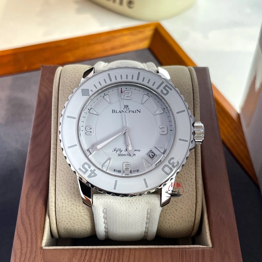 99新 宝珀 五十噚系列 5015-1127-52A 45mm纯净雪山白单表
