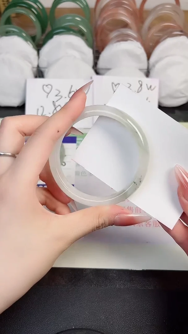 石英质玉手镯未镶嵌135-62.3