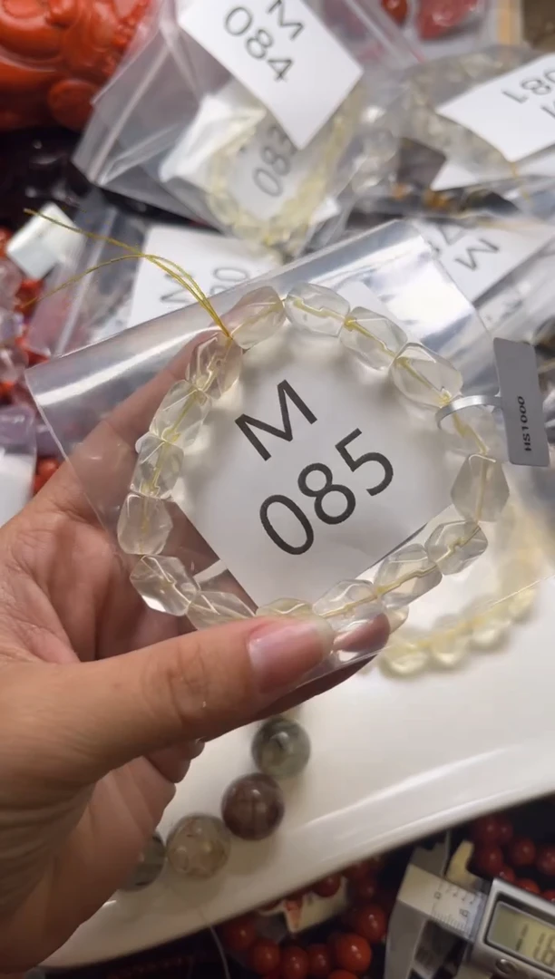 未镶嵌南红玛瑙珠宝奇石M085-9