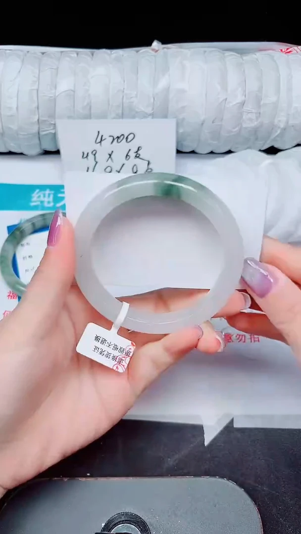 未镶嵌手镯石英质玉164-59/60