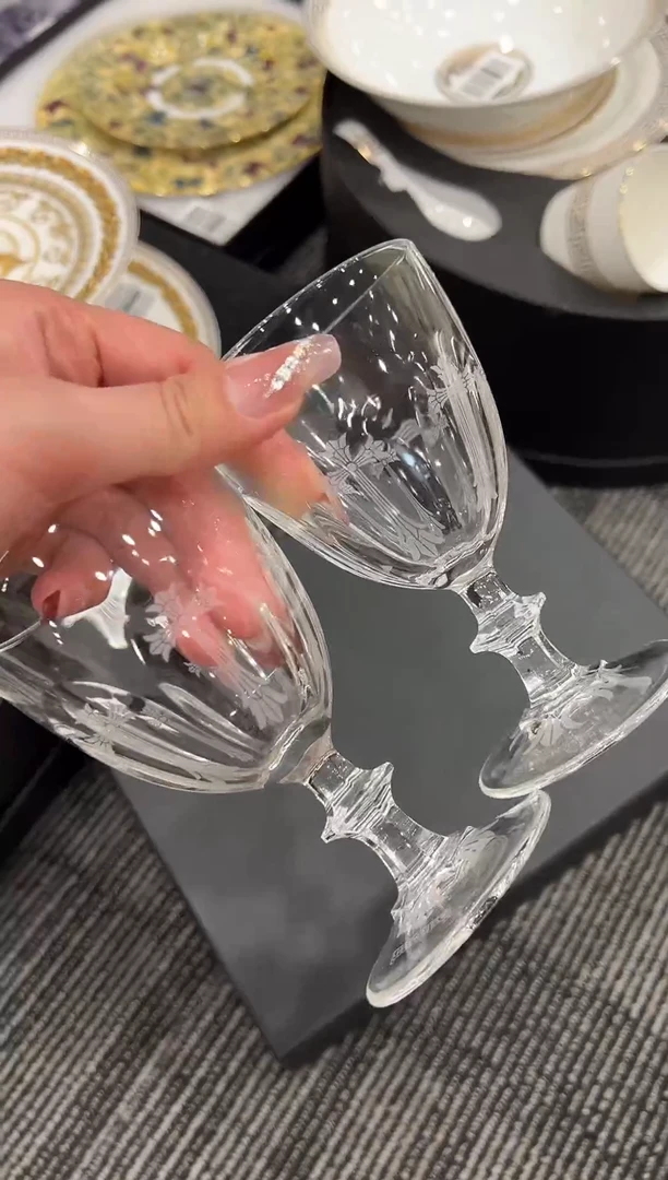 【闪购商品】杯H824-------------