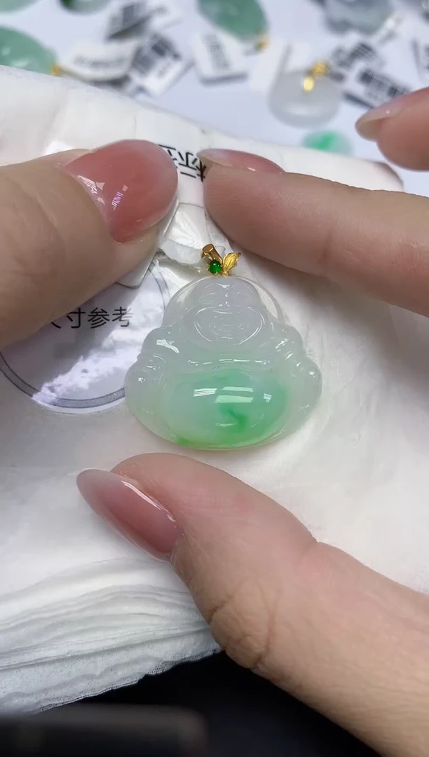 颈饰18K金镶嵌翡翠天然缅甸翡翠A货多样性发一件