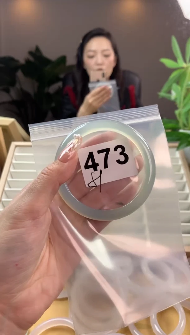 【闪购商品】玛瑙/玉髓手镯未镶嵌473