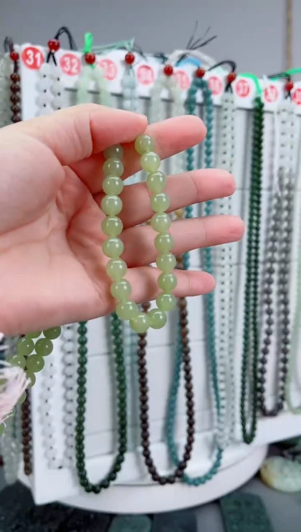 颈饰未镶嵌和田玉红**火8