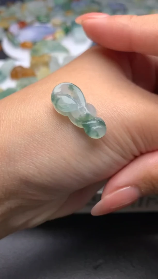 【闪购商品】定制翡翠未镶嵌毛货
