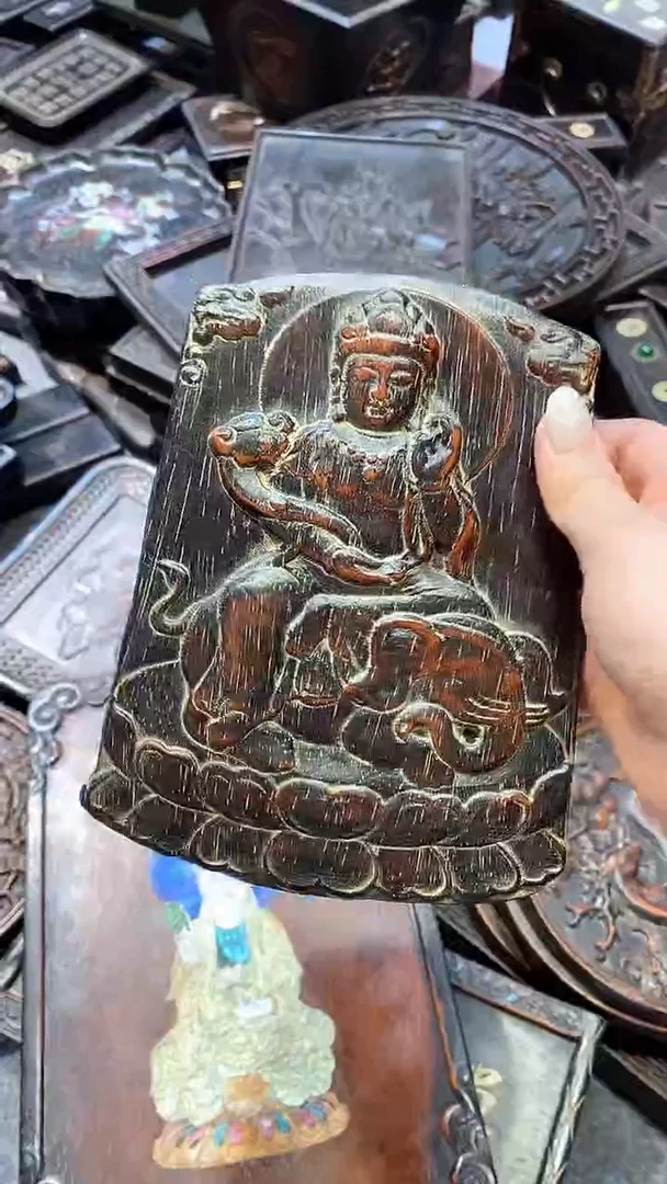 木紫檀雕刻一物一拍以直播间为准