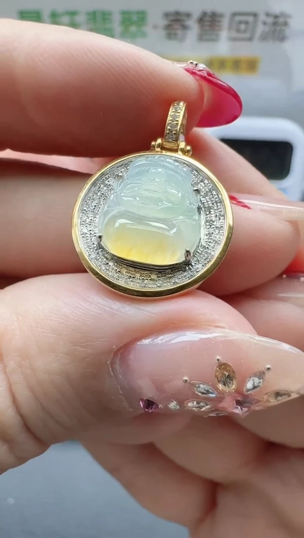 18K金镶嵌戒指翡翠万**意寄售回流，不退不换