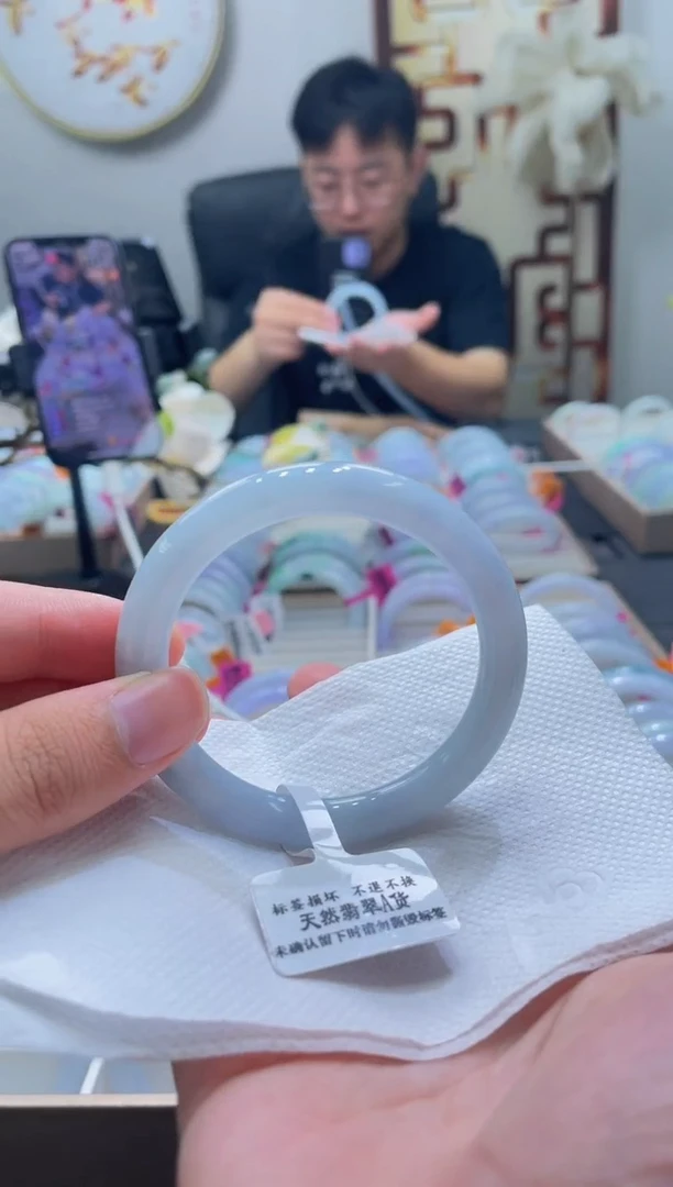 未镶嵌手镯翡翠019-56