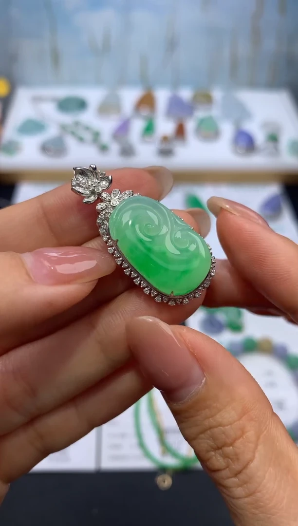 【闪购商品】定制翡翠18K金镶嵌模式推广期24小时鉴赏期