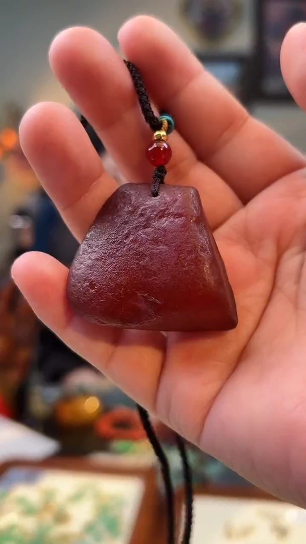 琥珀颈饰未镶嵌吊坠