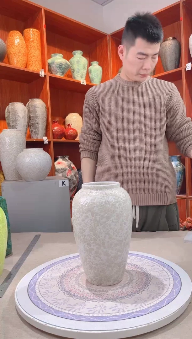 【闪购商品】瓶茶白 中号 陶瓷花瓶 无花