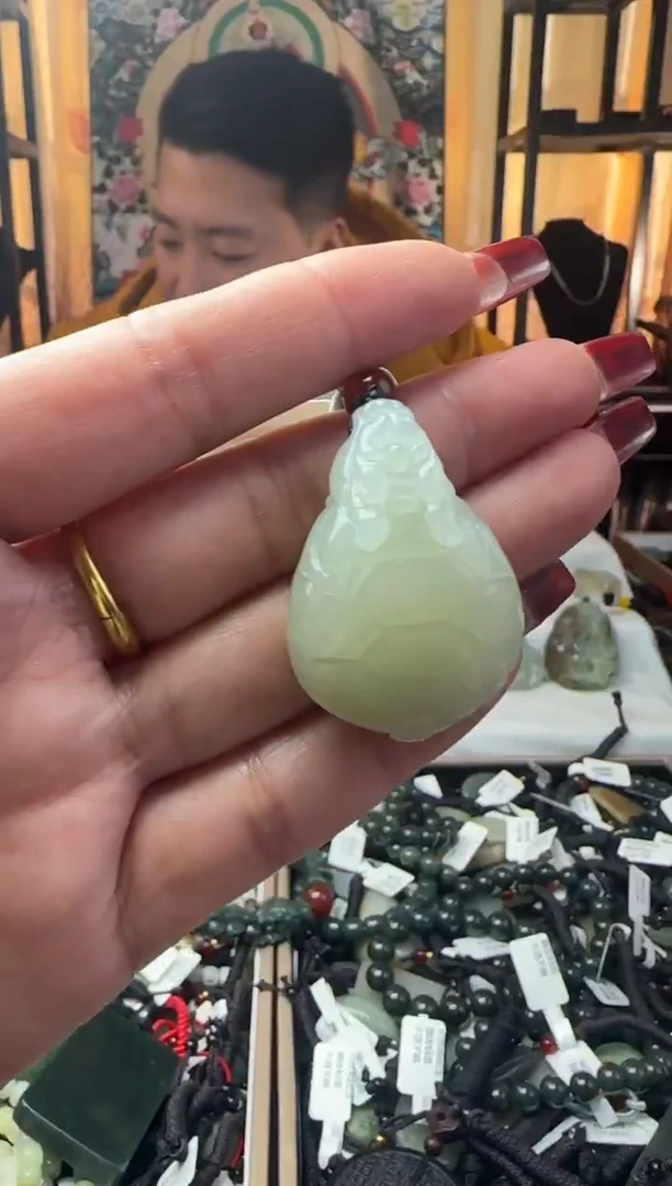 颈饰未镶嵌和田玉和田玉吊坠49