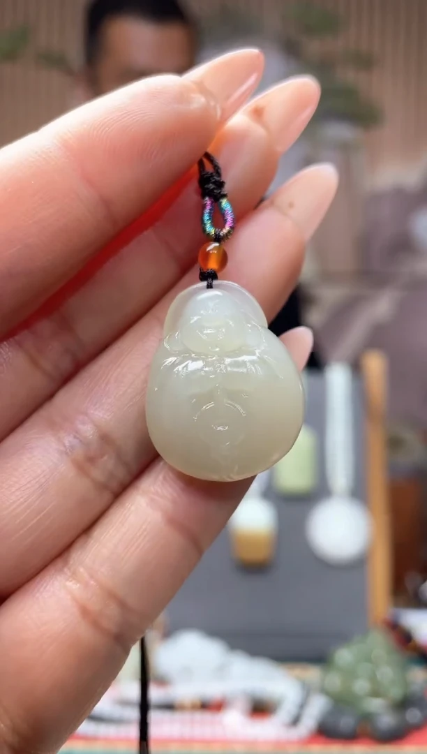 【闪购商品】和田玉颈饰未镶嵌一