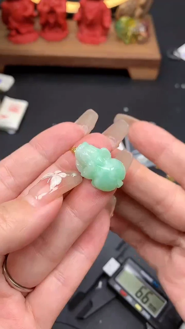 【闪购商品】翡翠吊坠(不含链)18K金镶嵌MS150234