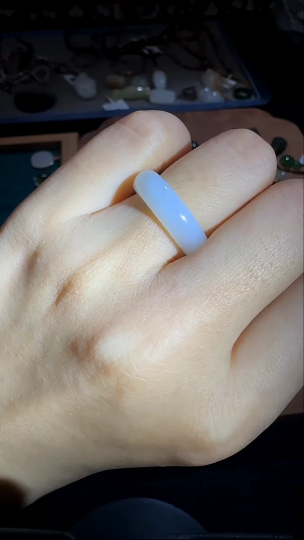 未镶嵌戒圈和田玉和田玉白玉戒圈多样性发货