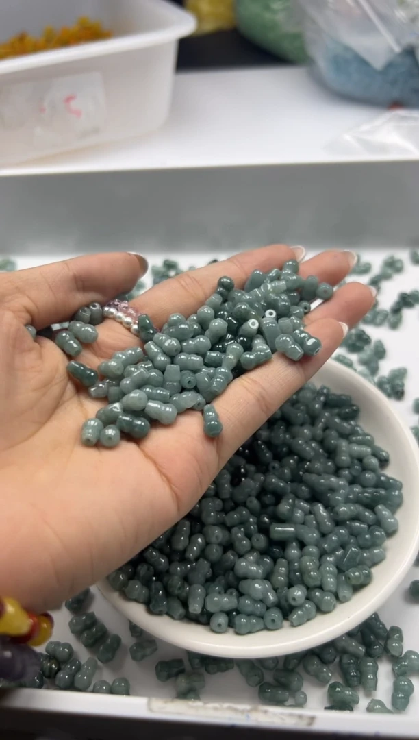 翡翠未镶嵌颈饰w2294翡翠蓝水葫芦8*5mm*10颗