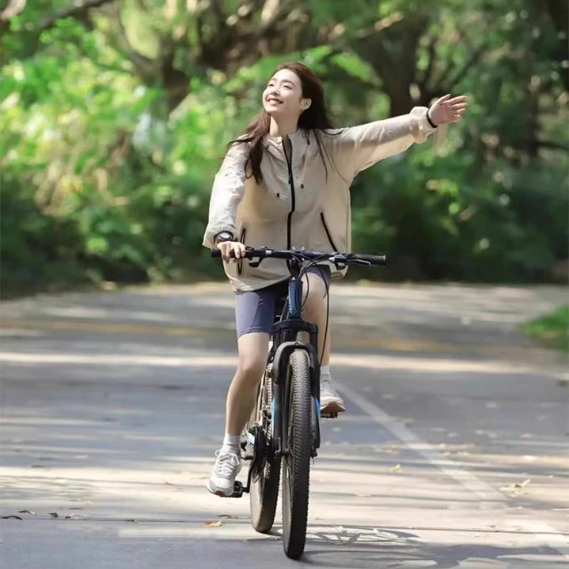 防晒衣女款2025新款冲锋衣外套宽松夏季薄款爬山穿搭山系运动上衣