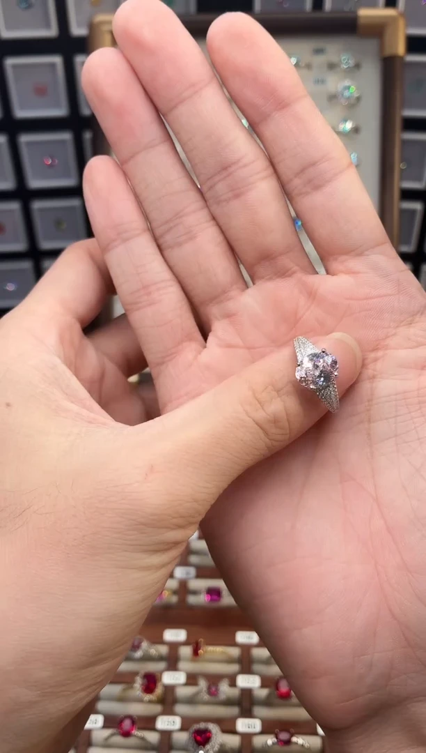 银S925镶嵌戒指绿柱石（摩根石）1888