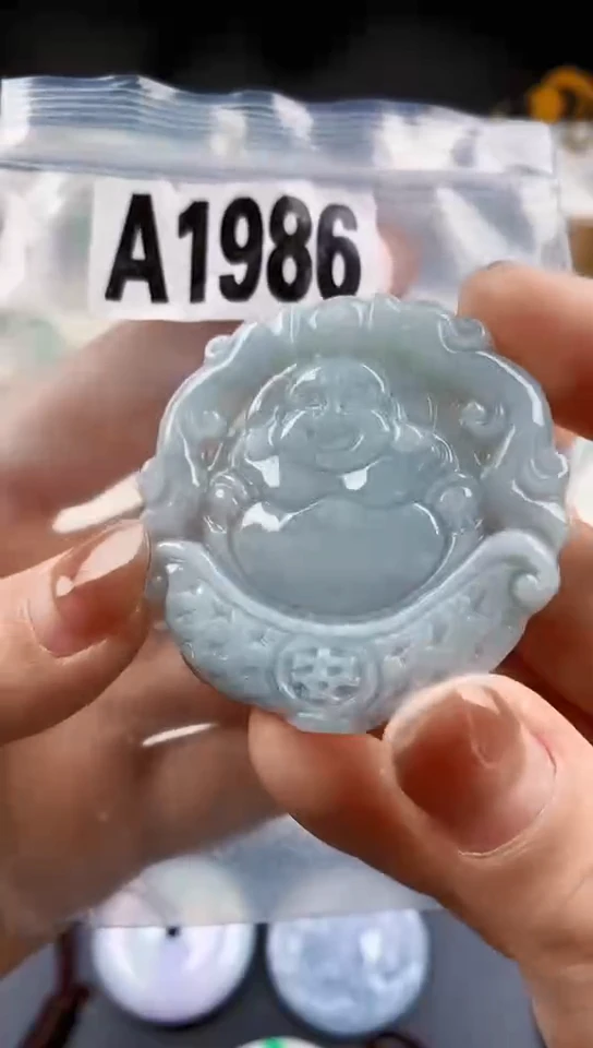 颈饰未镶嵌翡翠天然翡翠吊坠挂件