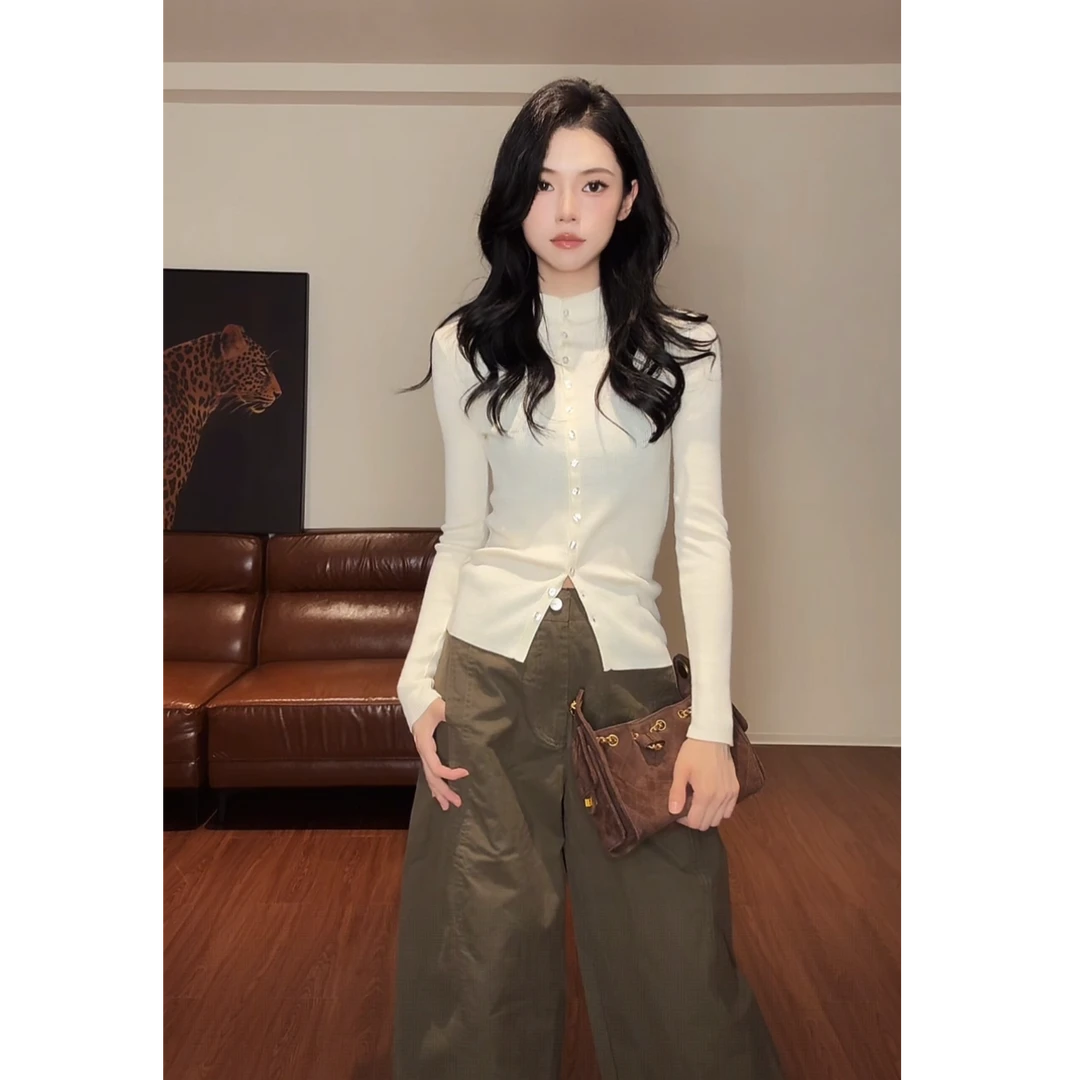 ZOUYASHIFA 圆领纽扣长袖薄款针织衫上衣女装 YSA89033