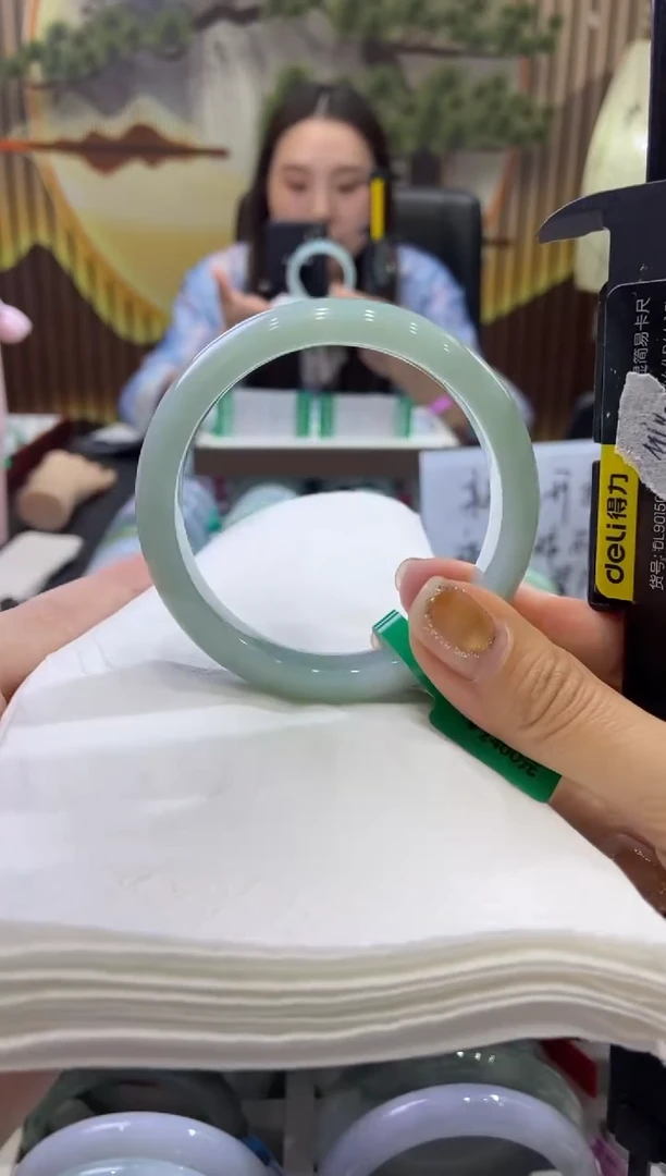 未镶嵌手镯翡翠0007056