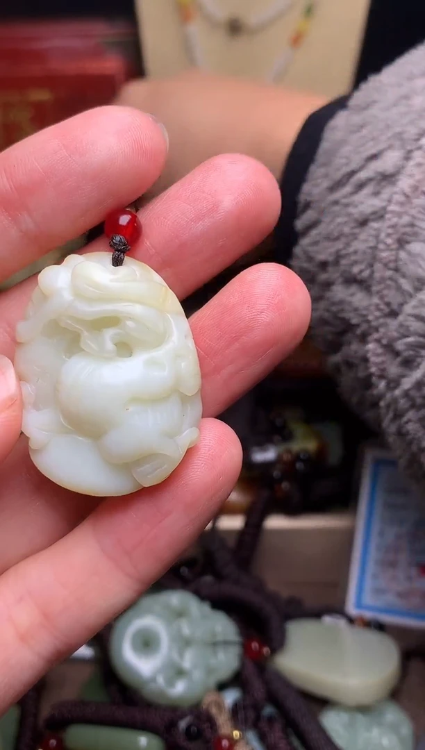 颈饰未镶嵌和田玉新疆料青海料清水和田玉吊坠