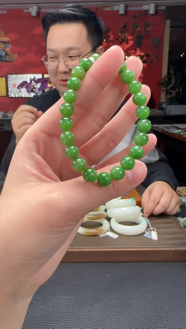 【闪购商品】和田玉手串未镶嵌碧玉猫单圈手串