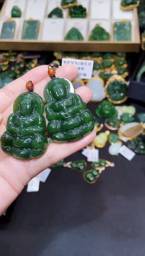 和田玉未镶嵌套链50MM 多样性发一微带红皮