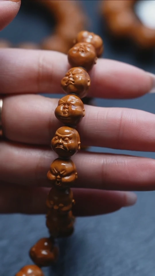 【闪购商品】橄榄核吊坠苏工橄榄核