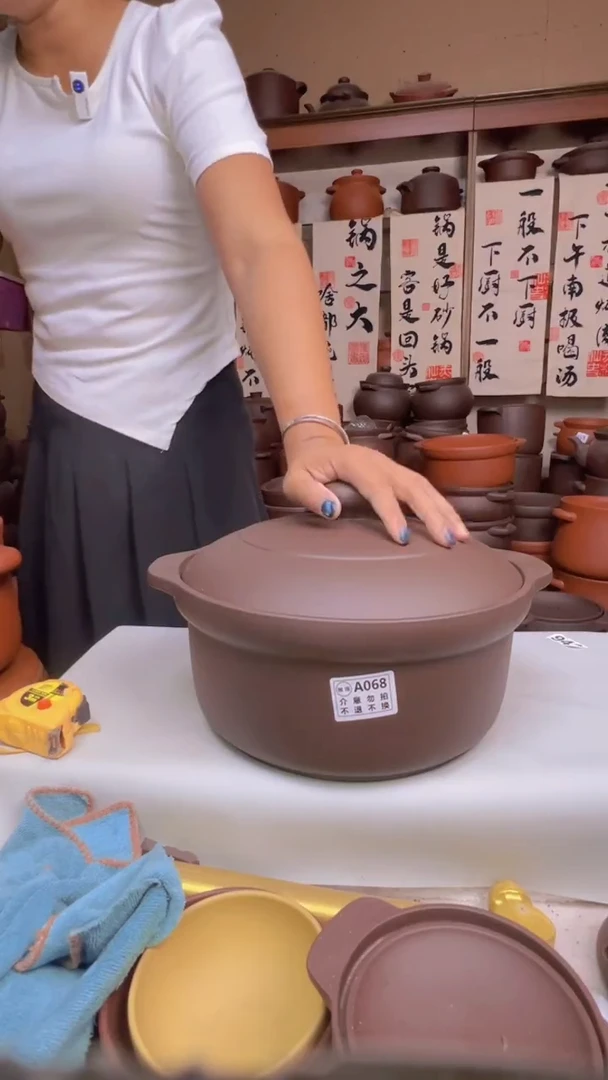 宜兴紫砂微瑕5升锅A068