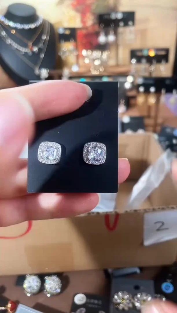 合金925银锆石豆1052