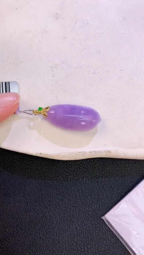 翡翠未镶嵌耳饰赠礼盒证书 麦麦