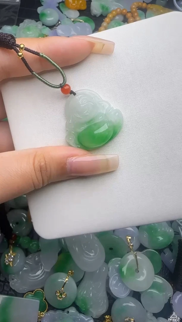 翡翠未镶嵌颈饰天然缅甸翡翠吊坠