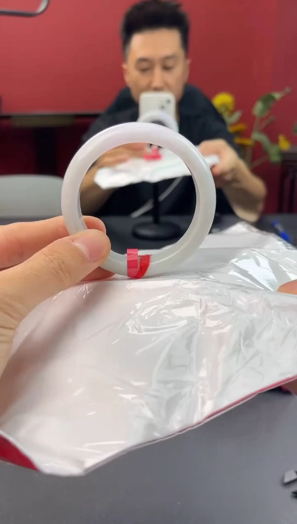 未镶嵌手镯翡翠555