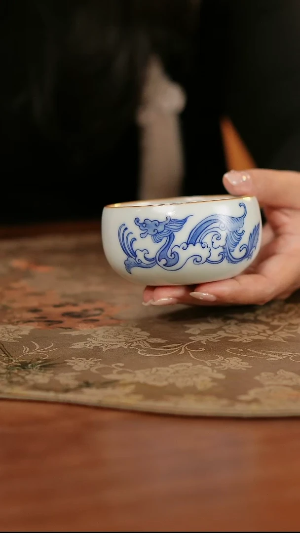 善窑厂汝窑青花龙凤纹禅定杯