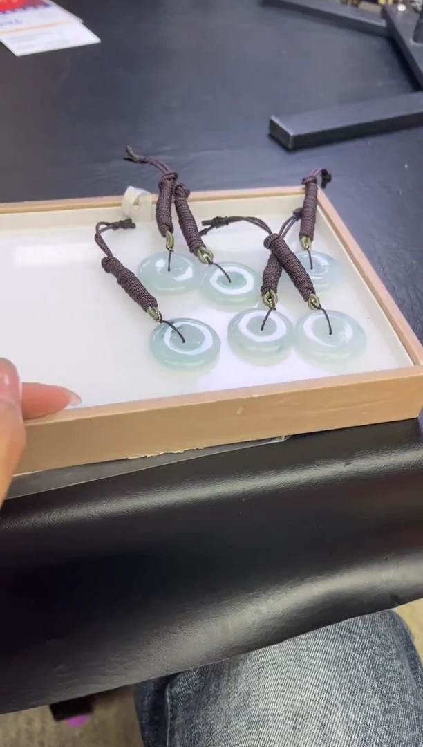 颈饰未镶嵌翡翠B271多样性发一件/配绳子