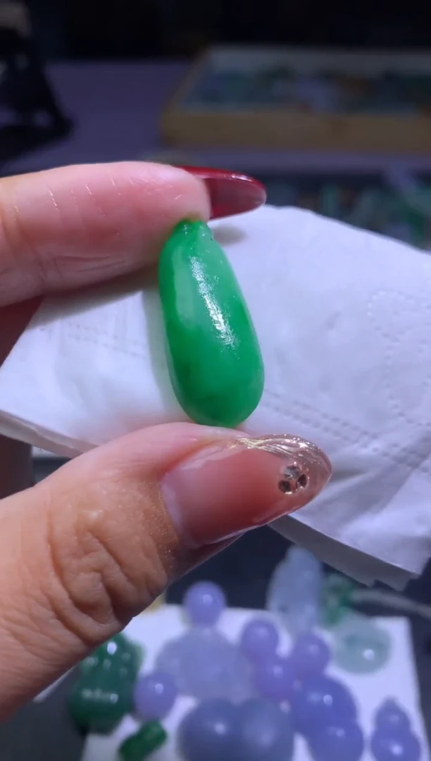 【闪购商品】定制翡翠未镶嵌毛货