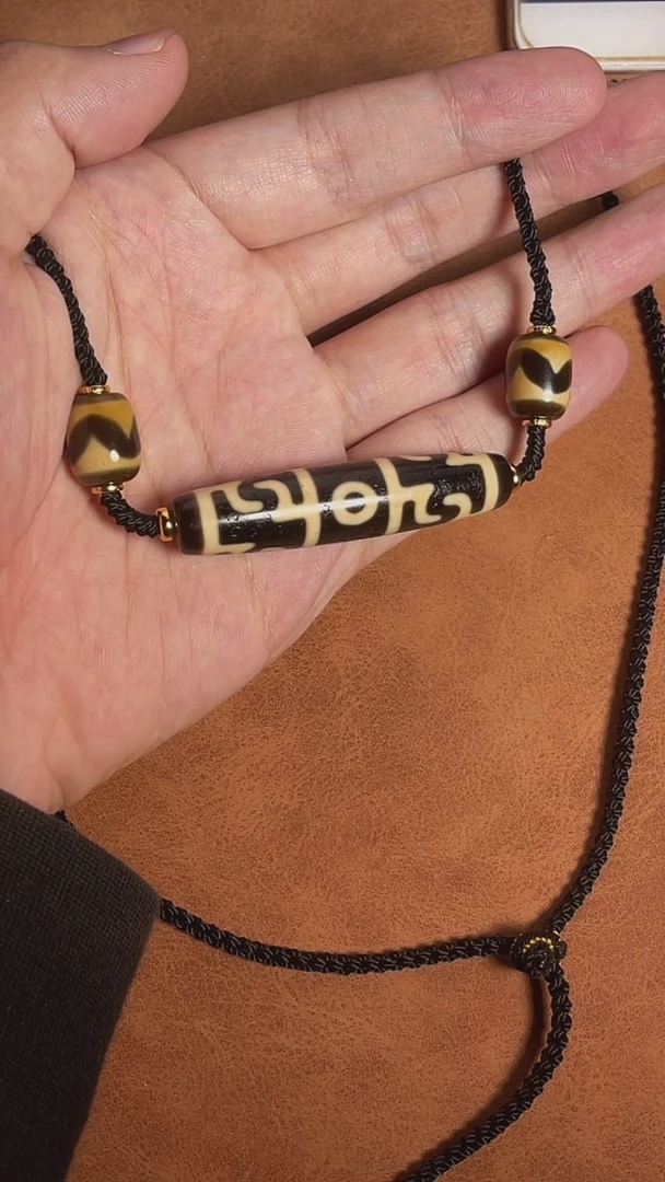 银S925镀金镶嵌颈饰玛瑙/玉髓贝**堡3