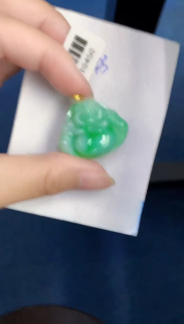 翡翠18K金镶嵌颈饰000000000