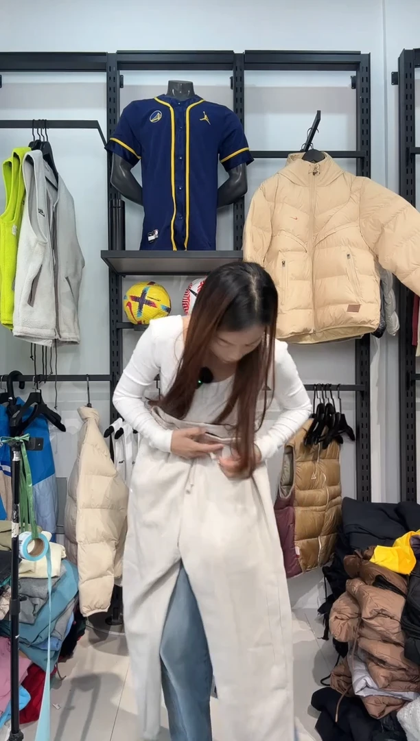 3543闪购编码  运动卫衣裤以直播间过款为准 尺码  m