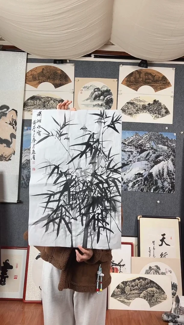 国画高勇利四尺三开花鸟