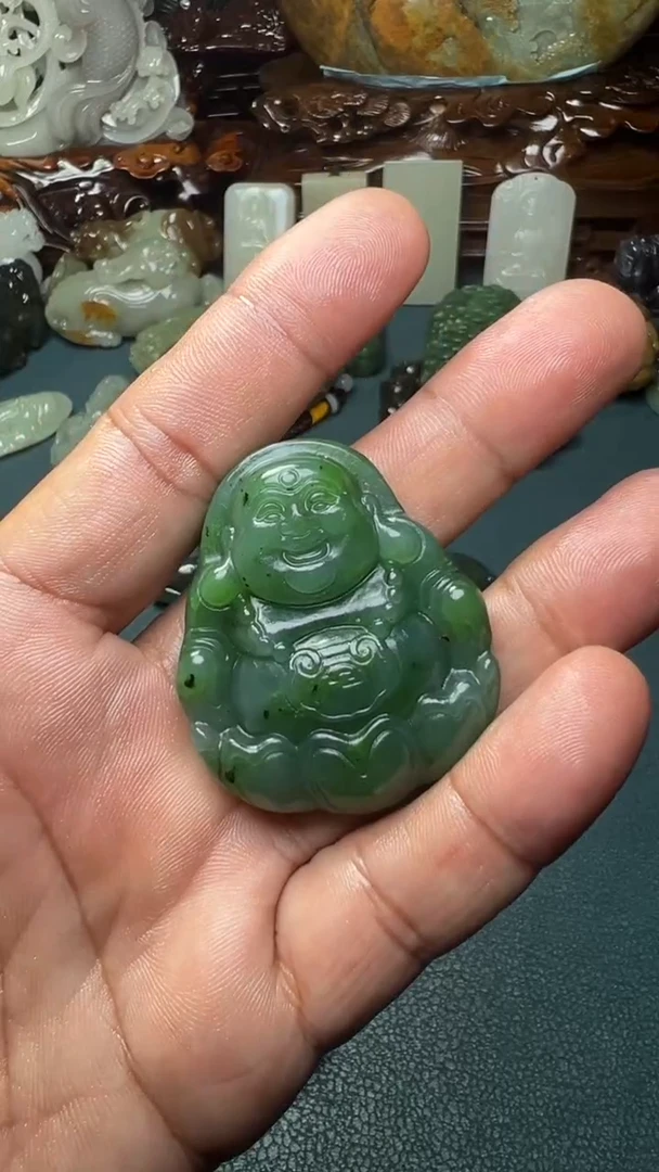 未镶嵌和田玉挂件-