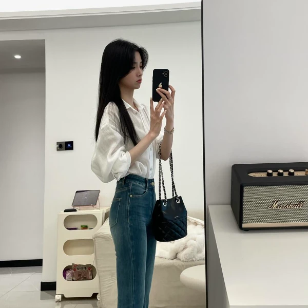 【左岸巴黎】2025盐系穿搭时尚休闲气质白色衬衫显腿直牛仔裤两件套