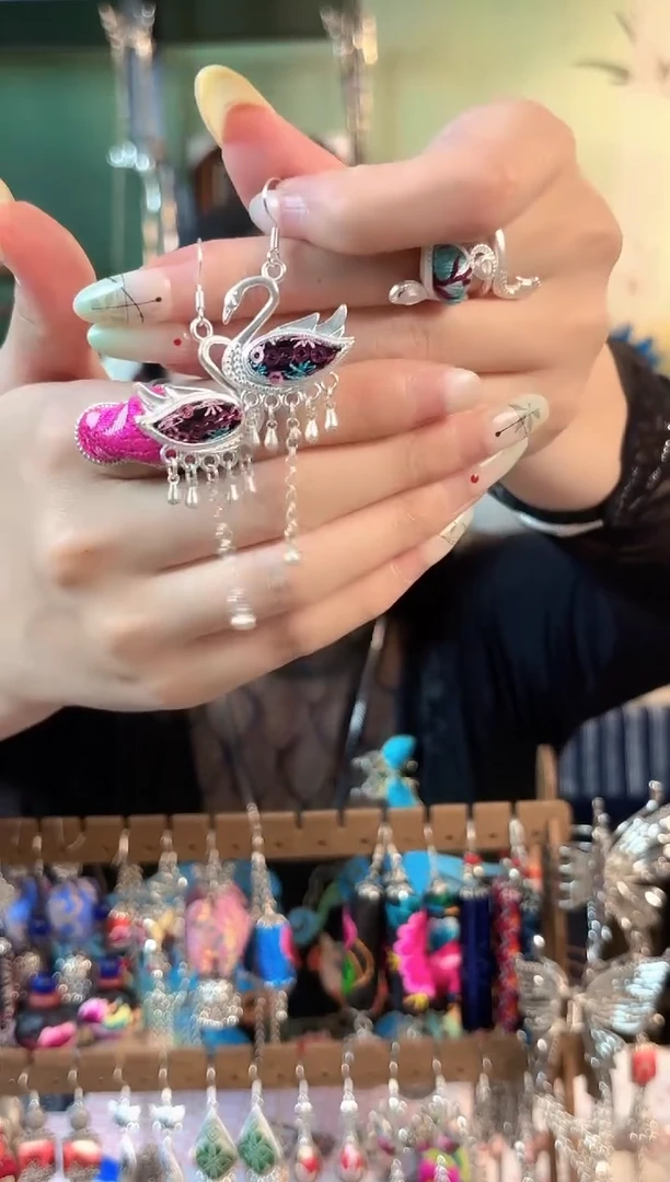 织绣彩云南阁非遗老绣495