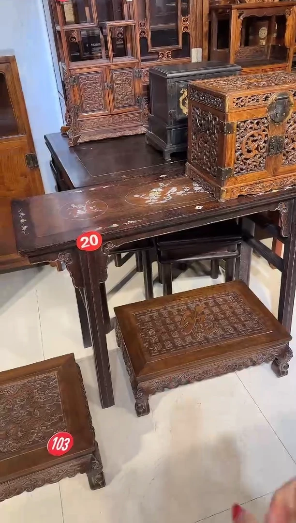 【闪购商品】木木艺邵氏紫檀花鸟条案1980.888